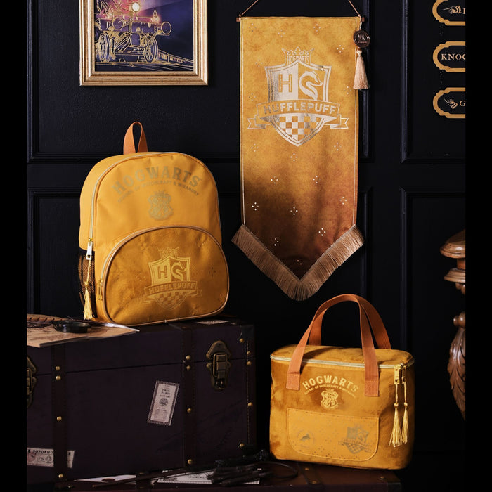 Warner Bros Harry Potter Alumni Lunch Bag Hufflepuff