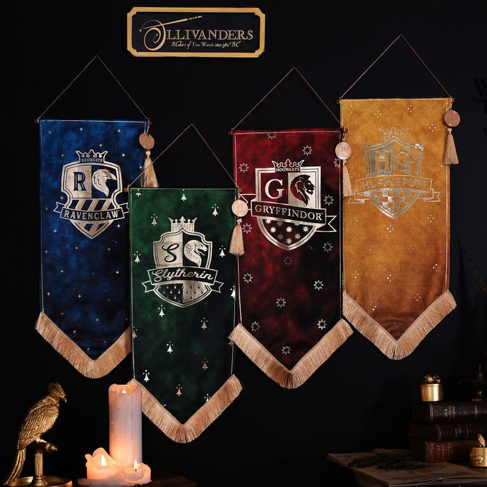 Warner Bros Harry Potter Alumni Hanging Banner Hufflepuff