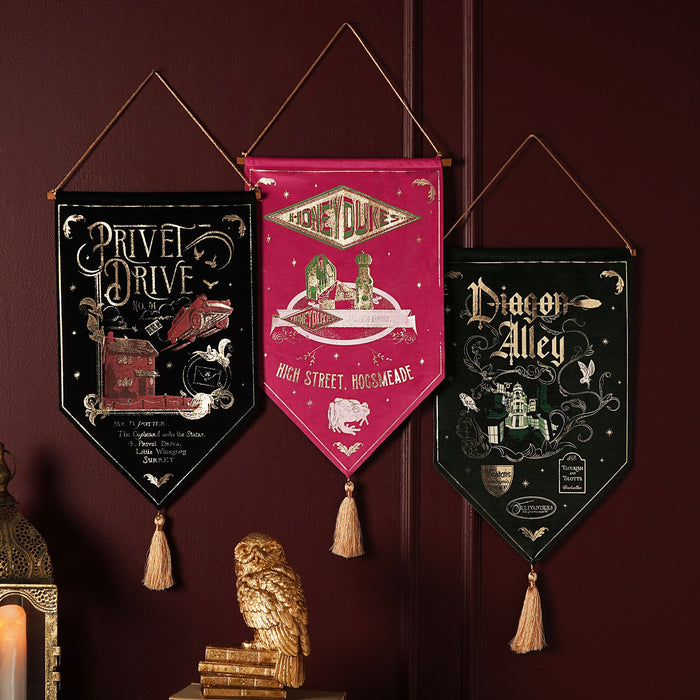 Warner Bros Harry Potter Alumni Banner - Diagon Alley
